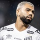 Corinthians e Gabigol voltam cruzar caminhos ap&oacute;s flerte e p&ecirc;nalti perdido