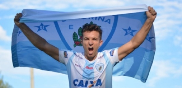 Dagoberto assinou contrato com o Londrina até o fim da Série B - Gustavo Oliveira/Londrina EC