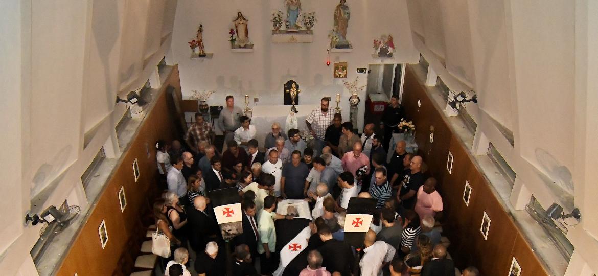 Corpo de Eurico Miranda foi velado na capela Nossa Senhora das Vitórias, em São Januário - Marcello Dias/Eleven/Estadão Conteúdo