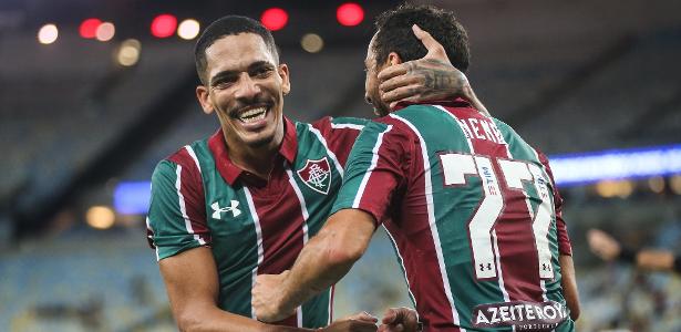 Flu melhora no segundo tempo, vence a Portuguesa e segue 100% no Carioca
