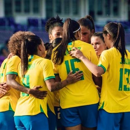 Seleção brasileira feminina em ação - Reprodução/Twitter