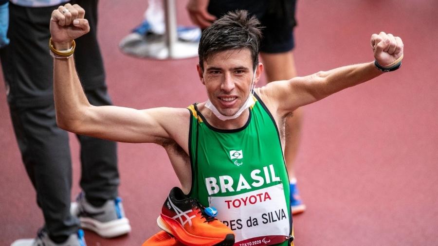 Alex Pires conquista medalha de prata na maratona nas Paralimpíadas de Tóquio - Ale Cabral / CPB