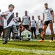 Torcida do Vasco prepara bandeir&atilde;o para menino que ficou 16 dias em coma