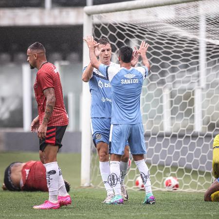 Santos disputa jogo-treino com o Oeste antes de estreia pelo Campeonato Paulista