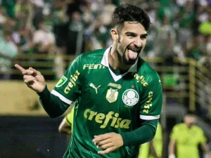 Flaco López recebe propostas, mas Palmeiras veta saída do artilheiro