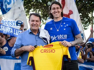 Cruzeiro anuncia a contratação de Cássio: 'o gigante chegou'