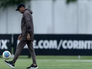 Ramón comanda treino tático e faz testes no Corinthians; veja provável escalação