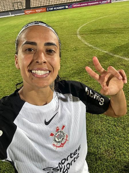 Andressa Alves após marcar gol da vitória do Corinthians sobre o América-MG, no Brasileirão feminino - Divulgação/X/@SCCPFutFeminino