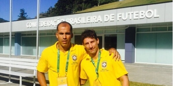 Os amigos e ex-jogadores Felipe e Pedrinho durante curso de treinadores na CBF - Reprodução/ Instagram