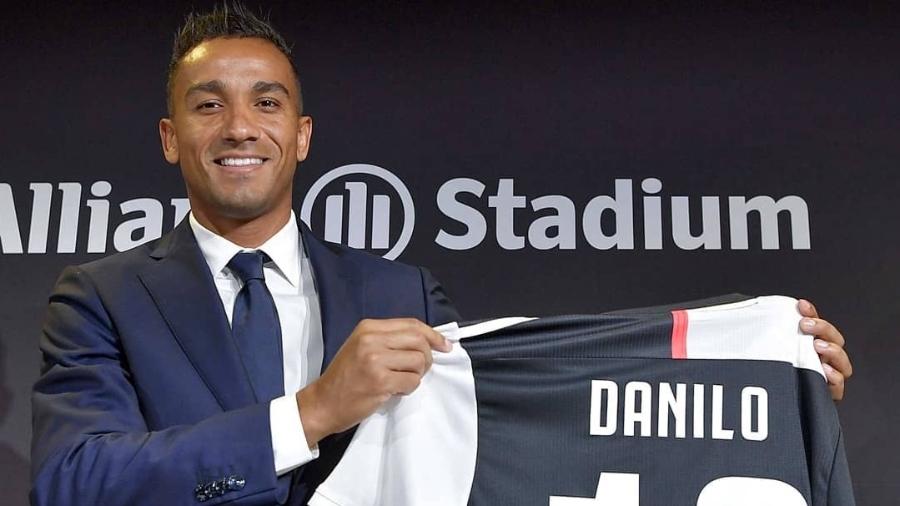 Apresentação de Danilo na Juventus - Divulgação/Juventus