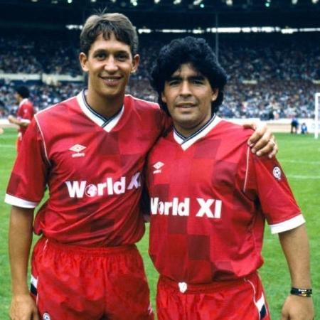 Lineker e Maradona lado a lado em jogo realizado em Wembley, em 1987 - Reprodução/Instagram