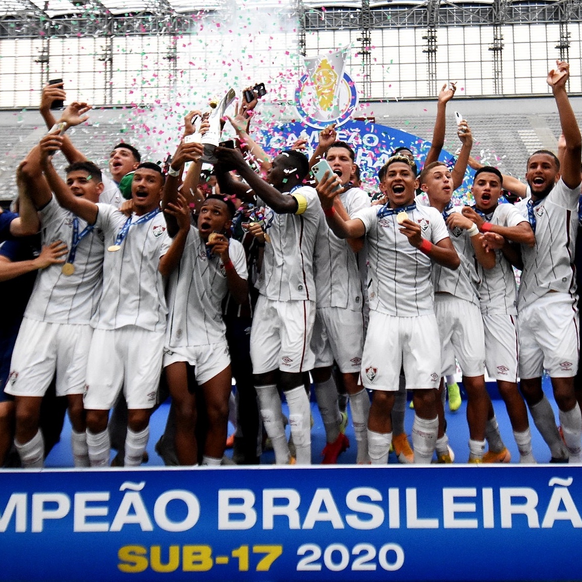 Brasil é Tetra Campeão sub 17 de Futebol. - Rádio Fraiburgo