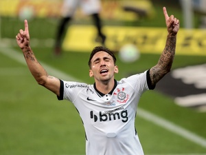 Mosquito vai a campo, mas não treina com bola no Corinthians