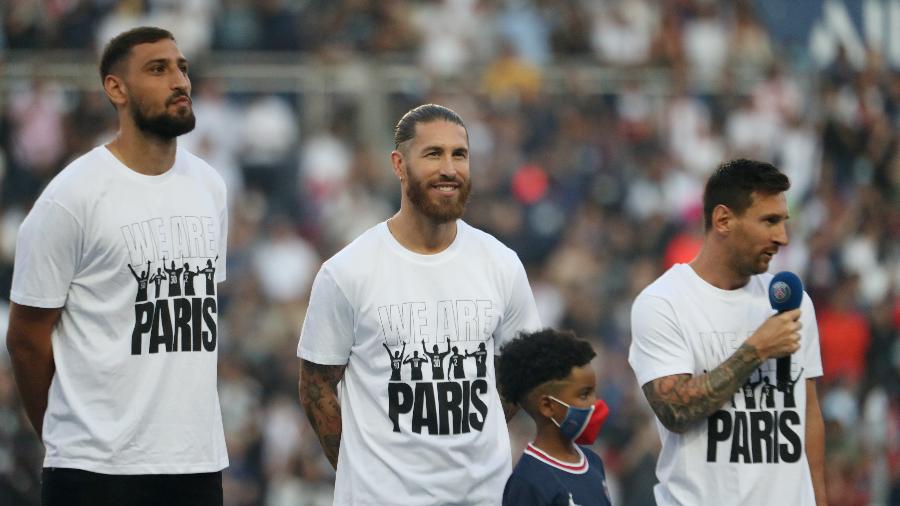 Gianluigi Donnarumma, Sergio Ramos e Lionel Messi são apresentados a torcedores do PSG no Parque dos Príncipes - SARAH MEYSSONNIER/REUTERS