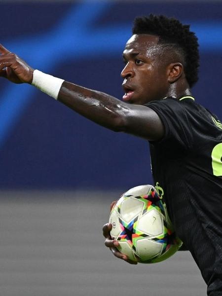 Vincius Jr. comemora seu gol pelo Real Madrid durante partida contra o RB Leipzig na Champions - Stuart Franklin/Getty Images