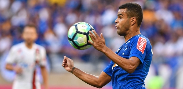 Alisson, atacante do Cruzeiro - © Mauricio Farias/Light Press/Cruzeiro