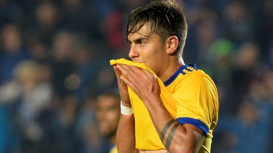 Dybala, da Juventus, lamenta pênalti perdido contra a Atalanta - Massimo Pinca/Reuters