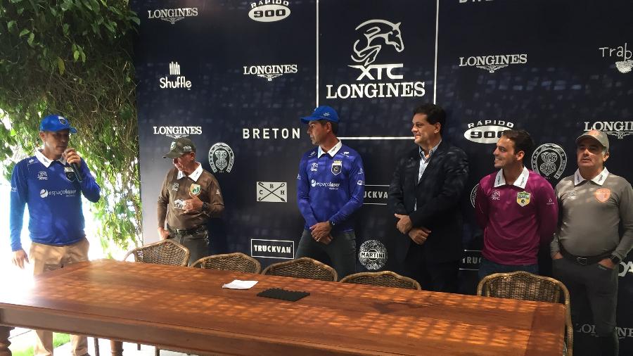 O medalhista olímpico Doda (azul) lança campeonato de hipismo em São Paulo - Felipe Pereira