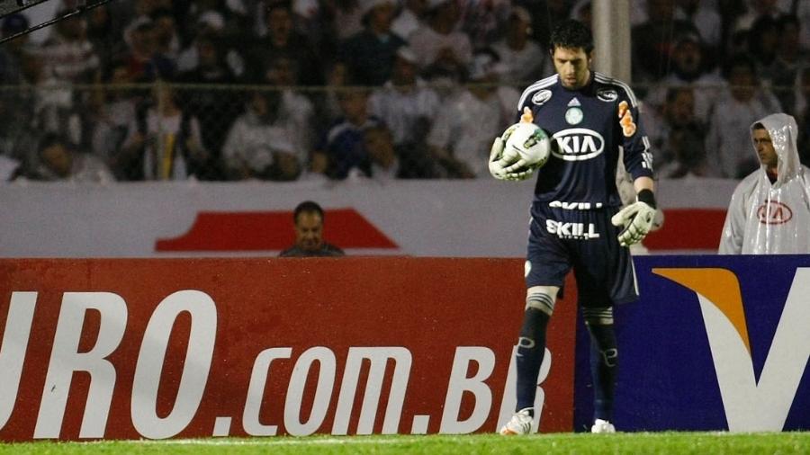 Bruno, ex-goleiro do Palmeiras, em jogo de 2012 - Hedeson Alves/VIPCOMM