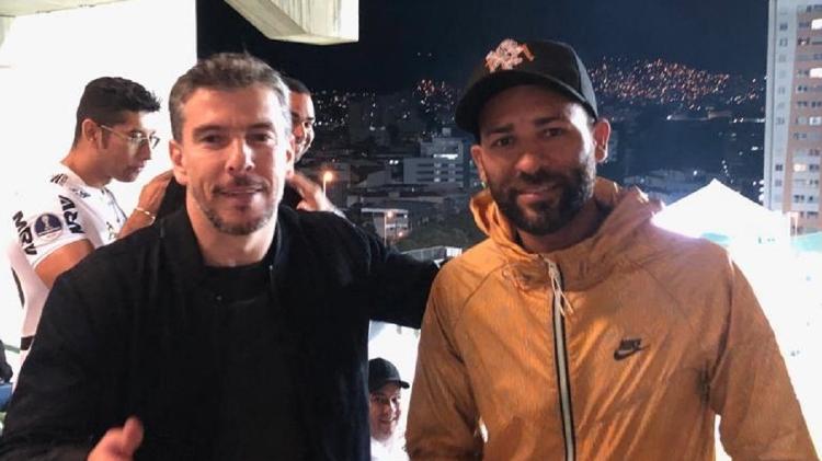 Leandro Donizete e Pierre, ex-volantes do Atlético-MG - UOL - UOL