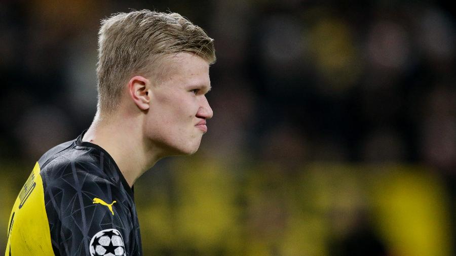 Erling Haaland, centroavante do Borussia Dortmund, em jogo contra o PSG - Erwin Spek/Soccrates/Getty Images