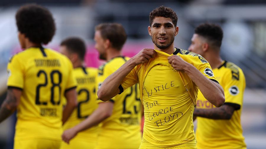 Achraf Hakimi pertence ao REal Madrid, mas está emprestado ao Borussia Dortmund - Lars Baron / POOL / AFP