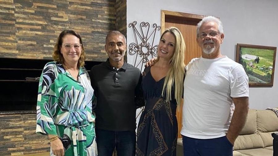 Romário e Marcelle Ceolin com os sogros - Reprodução/Instagram