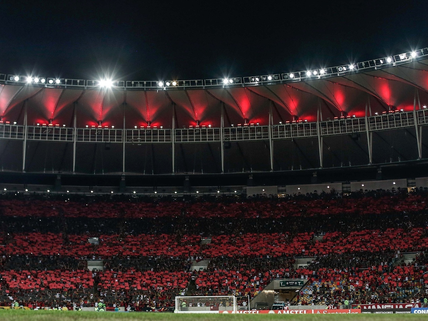 Torcida do Flamengo esgota ingressos para duelo com Athletico, pela Copa do  Brasil