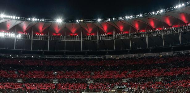 Cercado de expectativa, Flamengo inicia contra o Bangu, no Maracanã, a  perseguição aos títulos - Flamengo - Extra Online