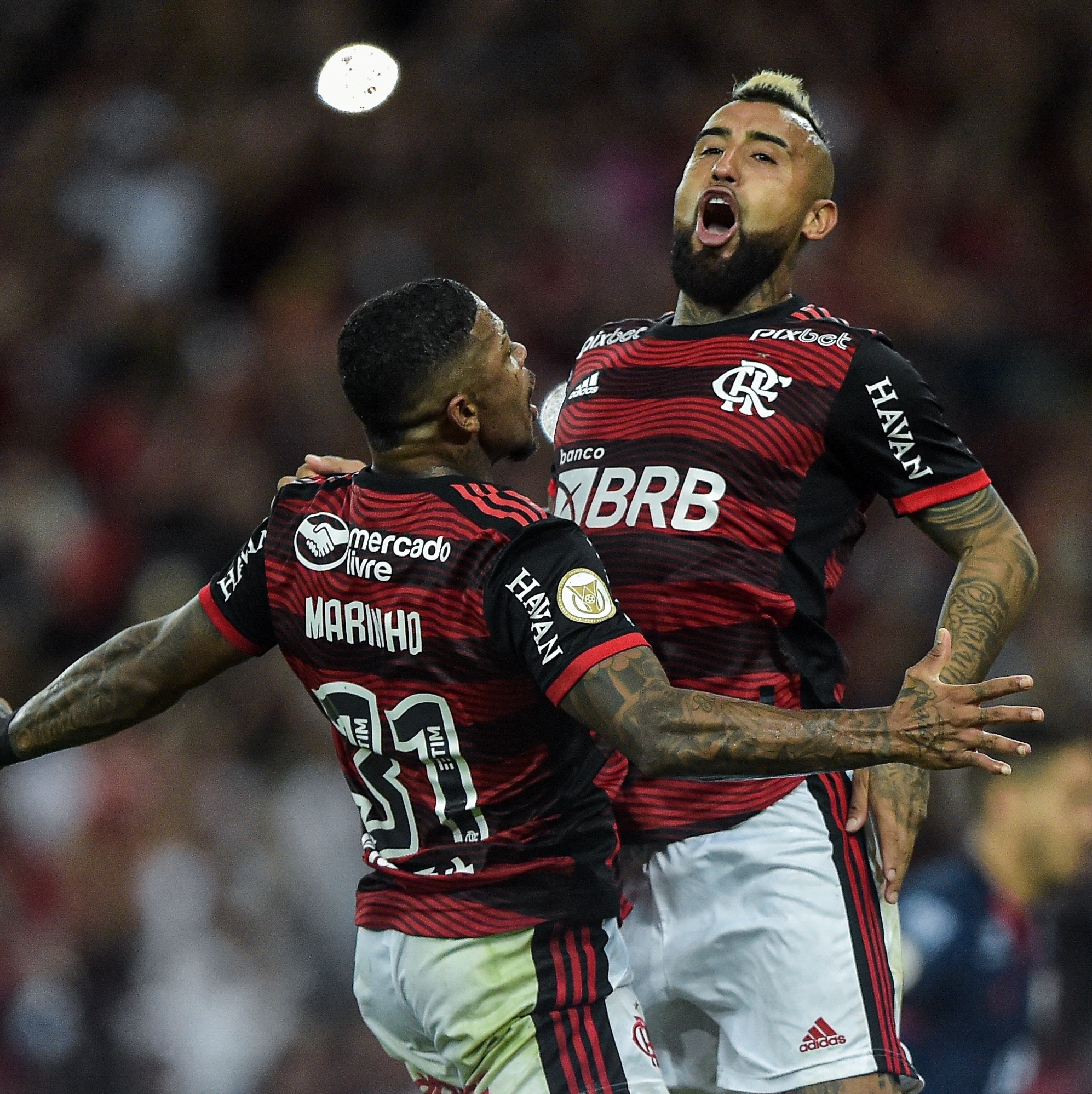 Wesley se emociona com primeiro gol pelo Flamengo e desabafa sobre