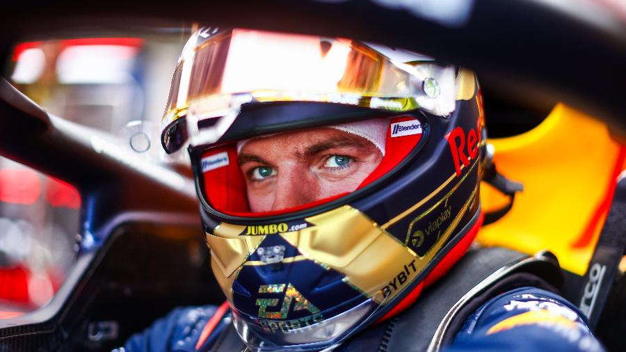 O holandês Max Verstappen antes da corrida sprint deste sábado, em Interlagos