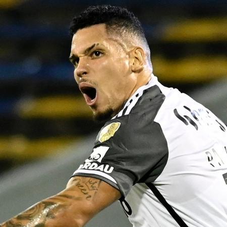 Paulinho fez o gol da vitória dos mineiros sobre os argentinos já no 2° tempo