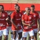 Romário defende Gabigol, mas concorda com punição do Flamengo