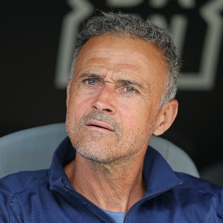 Luis Enrique, técnico do PSG, durante jogo contra o Seattle Sounders no Mundial - Buda Mendes/Getty Images
