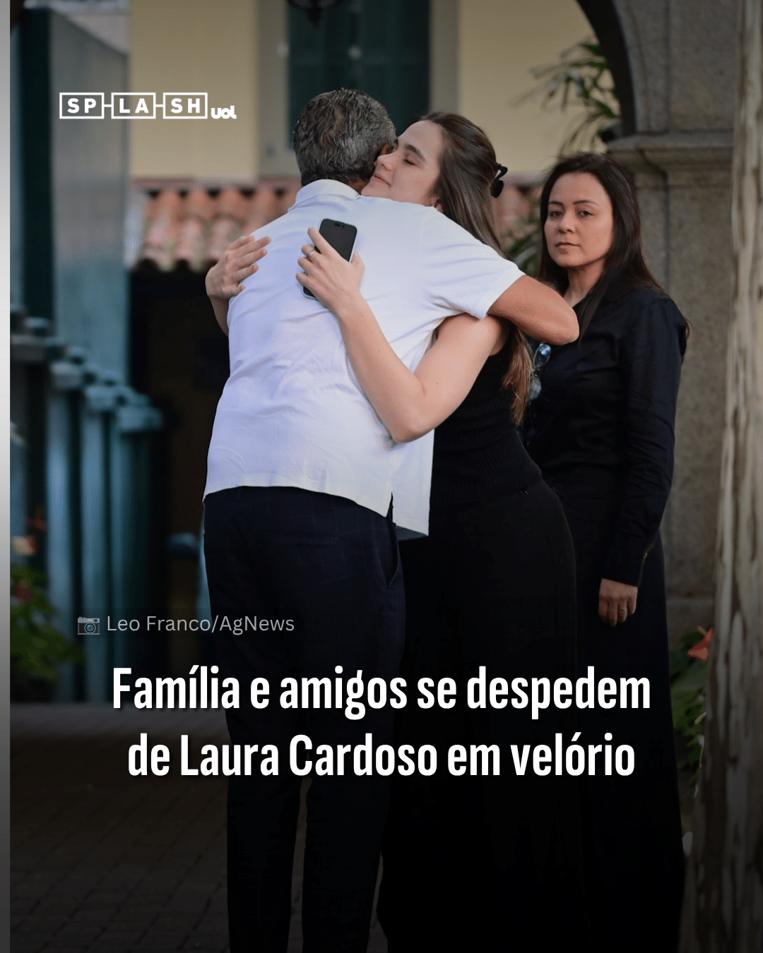 Família de Laura Cardoso se emociona em velório - undefined