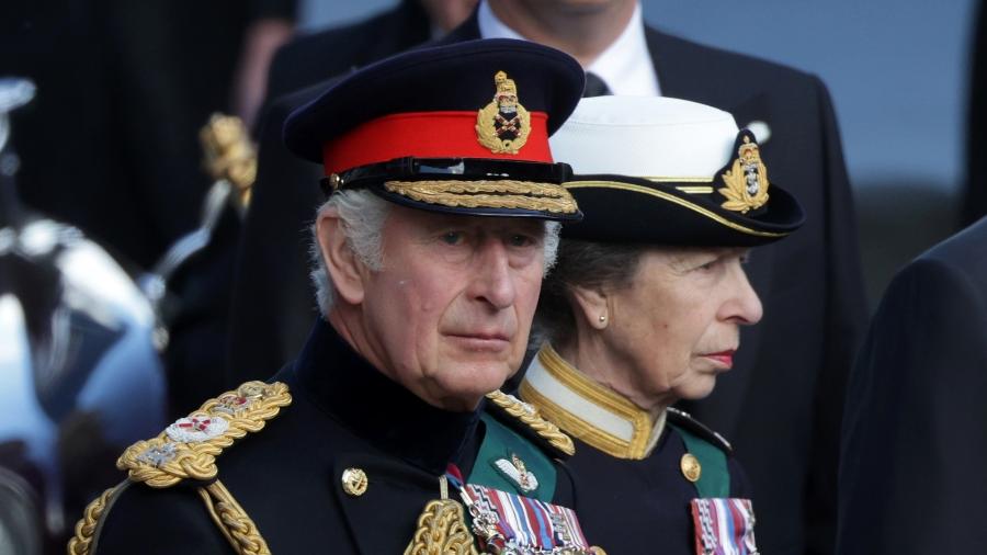 Rei Charles 3º acompanhando o cortejo do corpo da rainha Elizabeth 2ª - Chris Jackson/Getty Images