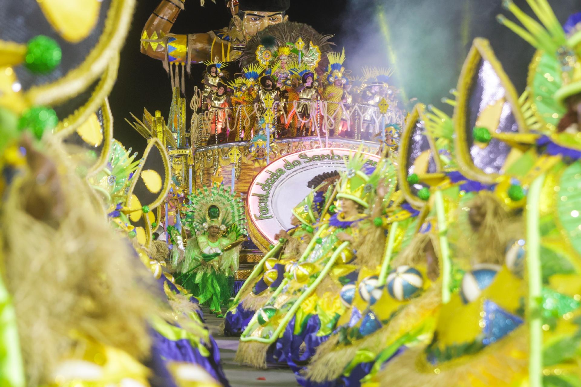 Barroca Zona Sul conta a história dos guaicurus - Ricardo Matsukawa/UOL