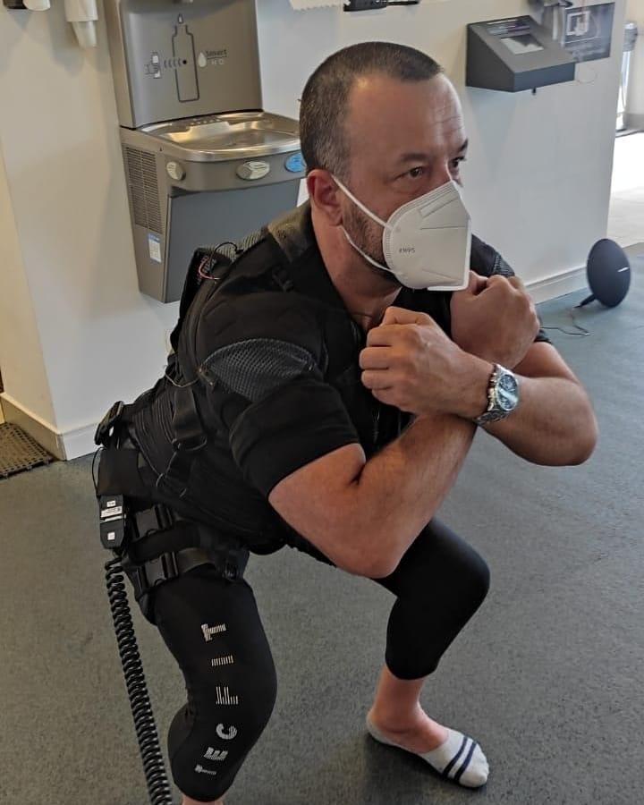 Alexandre Lamas usou eletroestimulação como reabilitação de hérnia de disco - Arquivo pessoal