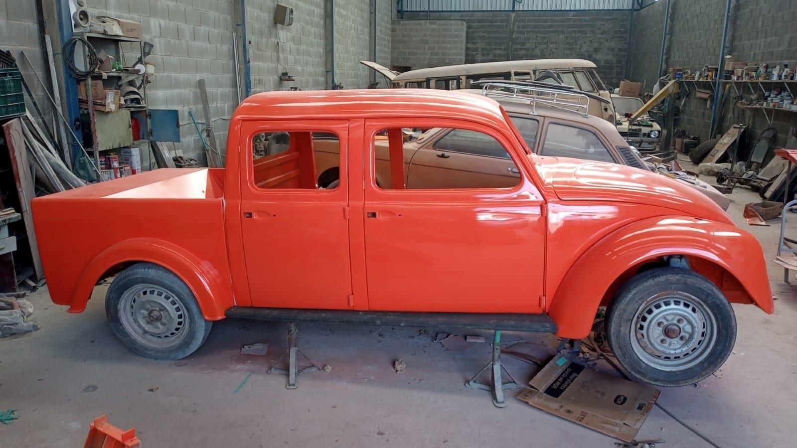 VW Fusca Volkswagen FuscaRok picape cabine dupla quatro portas - Arquivo pessoal