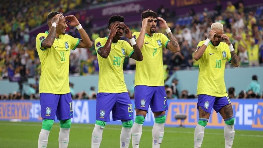 Jogadores do Brasil fazem dancinha após gol de Vini Jr. sobre a Coreia do Sul - Michael Steele/Getty Images