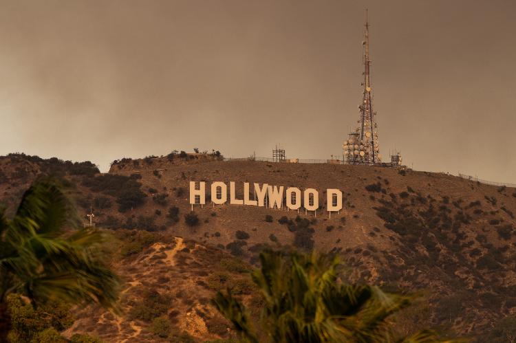 O letreiro de Hollywood também foi engolido pela fumaça dos incêndios