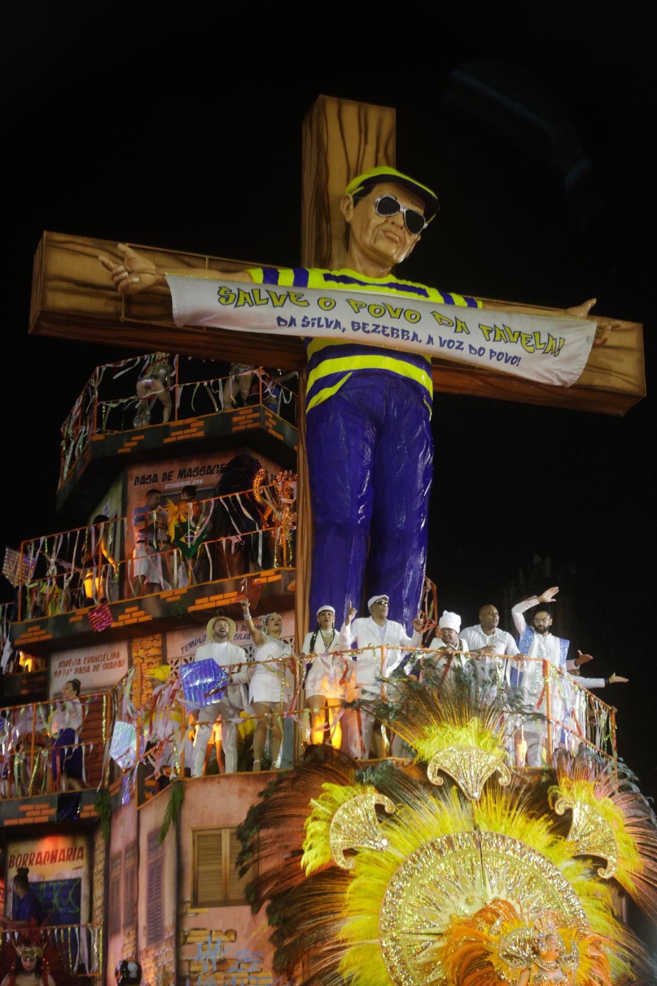 Acadêmicos do Tucuruvi é a segunda escola a se apresentar no segundo dia de desfiles de São Paulo - Ricardo Matsukawa/ UOL