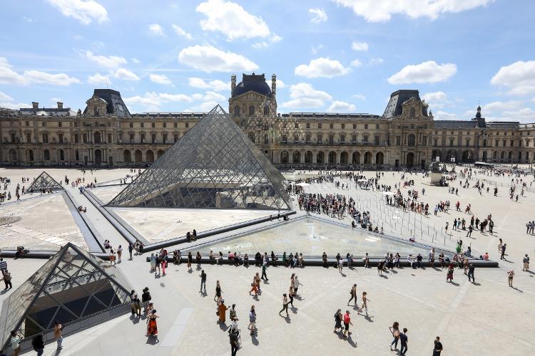 Museu do Louvre, em Paris, na França