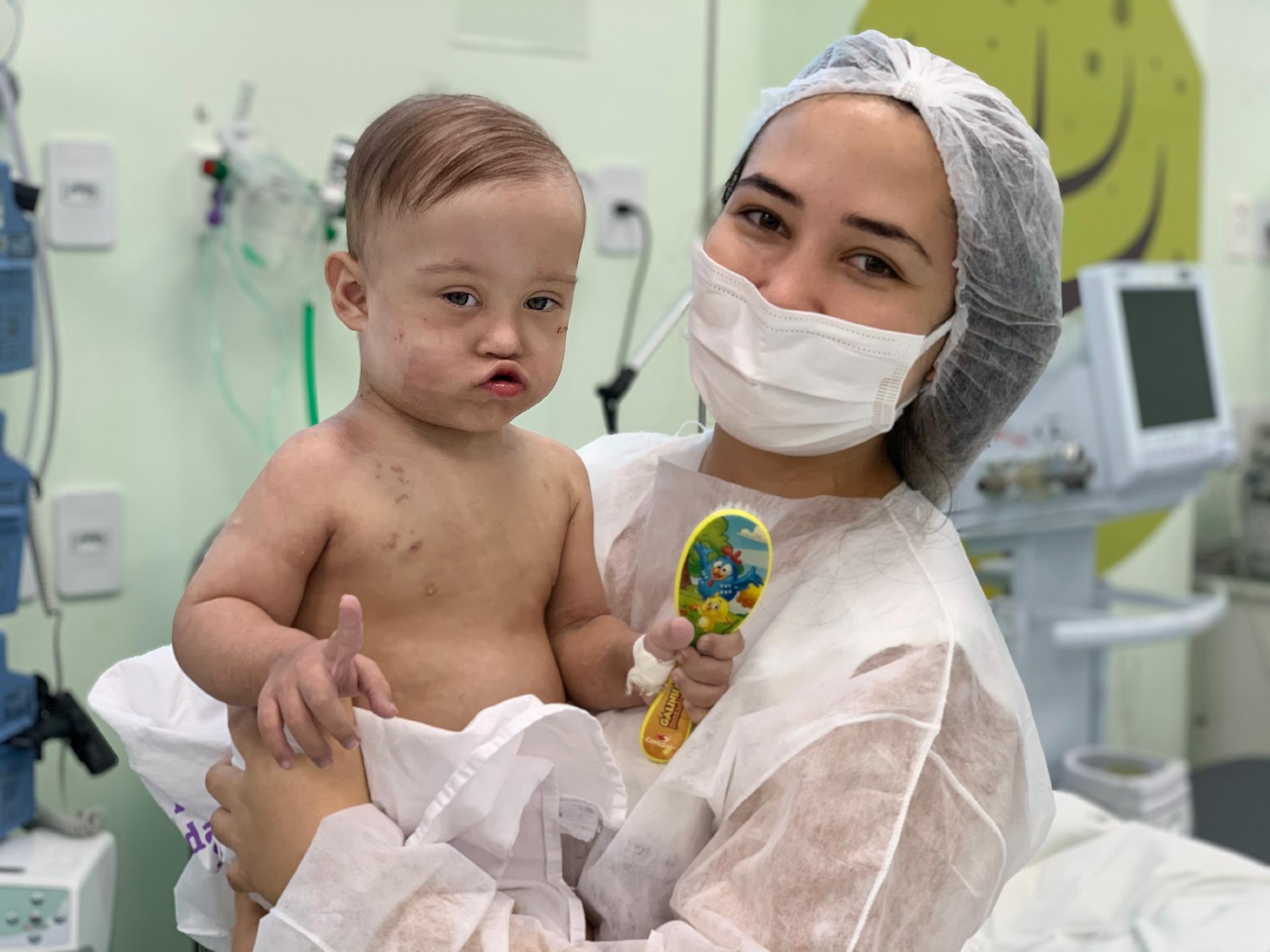 Bebê cardiopata com Down e leucemia vence covid após 10 dias intubado ...
