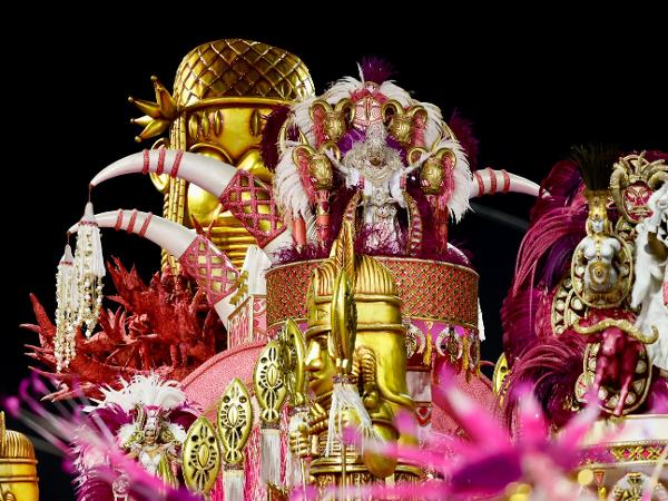 Sociedade Rosas de Ouro - Alô, Nação Azul e Rosa! Canta, canta, caaaaanta  Roseira. Confira em primeira mão a letra oficial do nosso samba de 2018:  SOCIEDADE ROSAS DE OURO - CARNAVAL