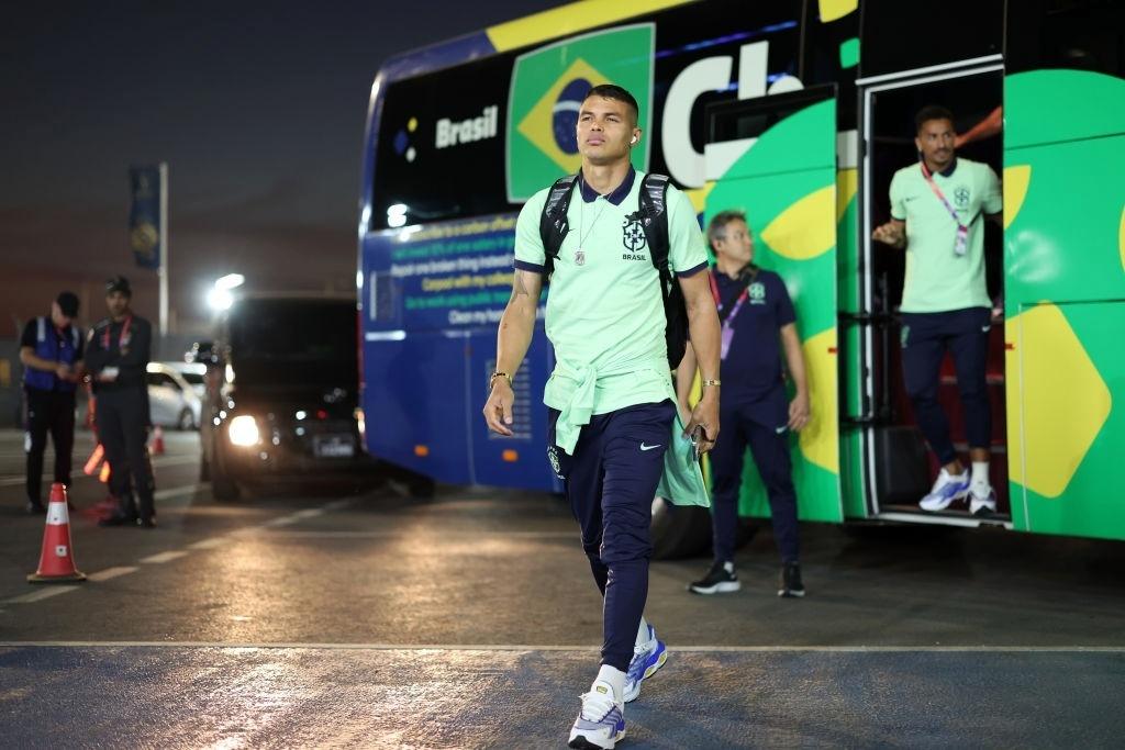 Thiago Silva, defender of the Brazilian national team arriving at the 974 stadium before the match against Switzerland - Maddie Meyer - FIFA/FIFA via Getty Images
