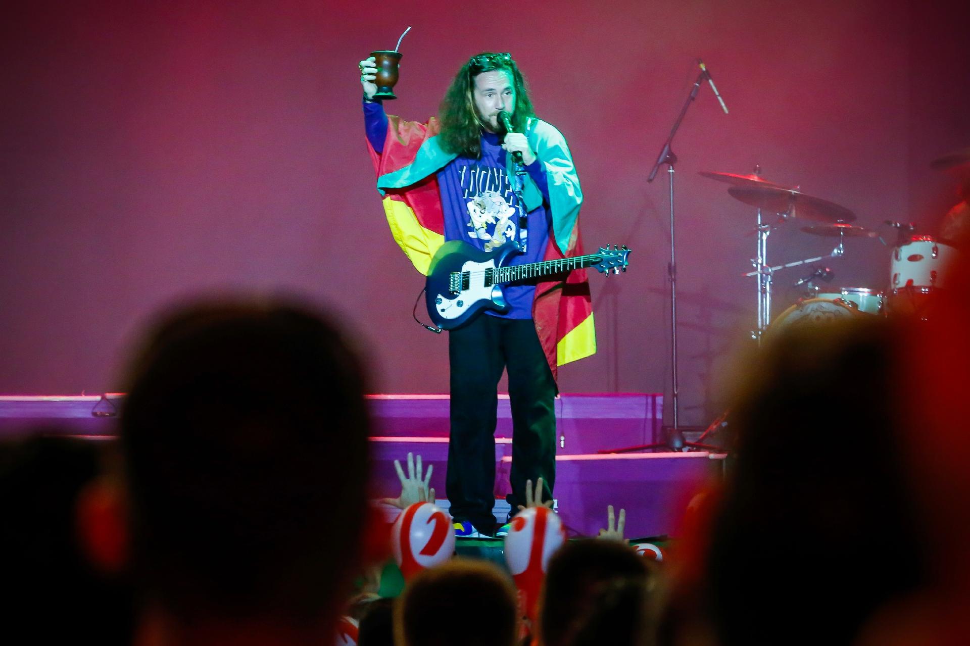 Vitor Kley durante a 26ª edição do Planeta Atlântida. - Roberto Furtado/Agência Preview