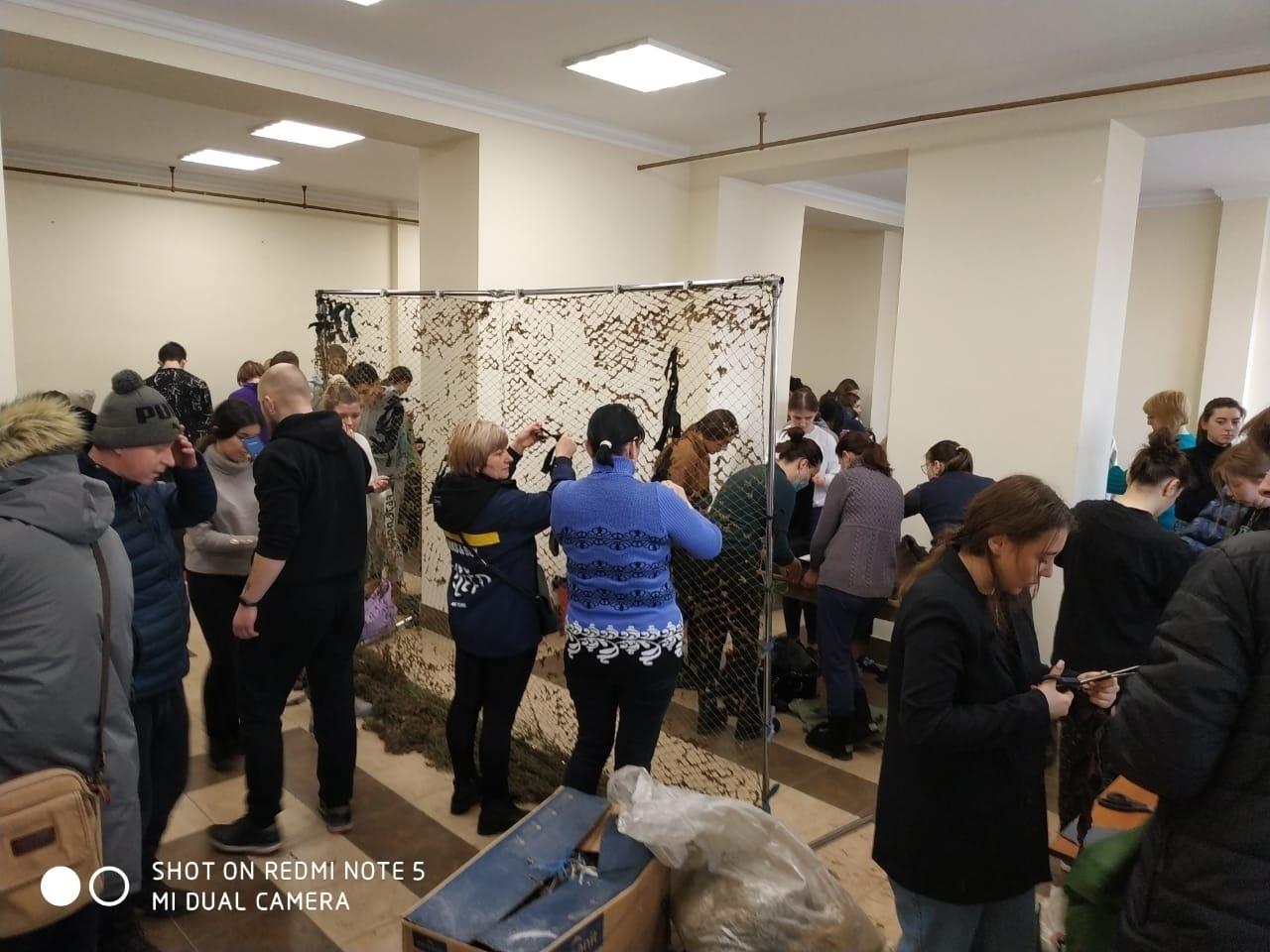 Residents of Pustomyty make camouflage nets for tanks - Personal Archive