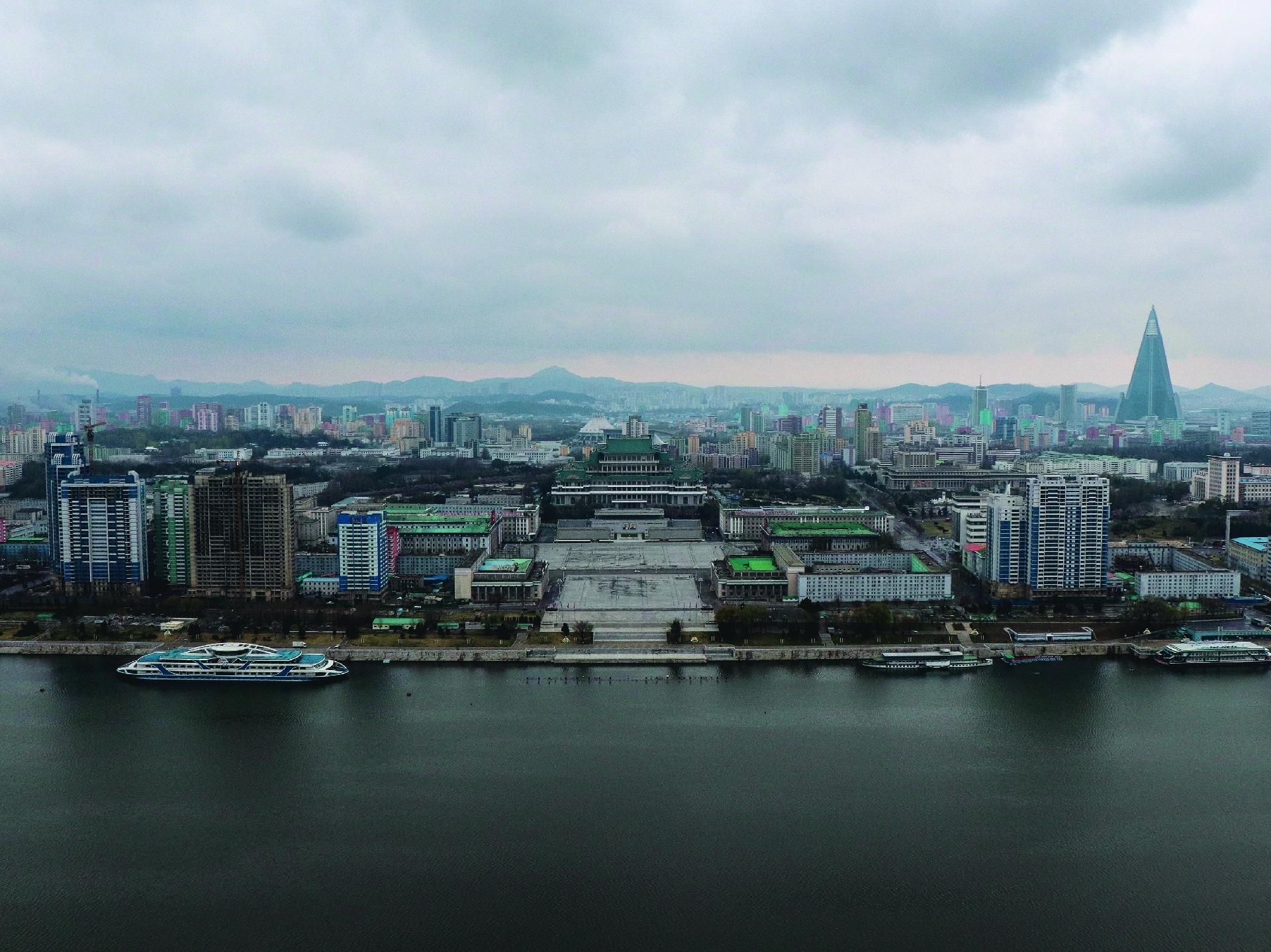 Praça Kim Il Sung vista da Torre Juche - Arquivo pessoal