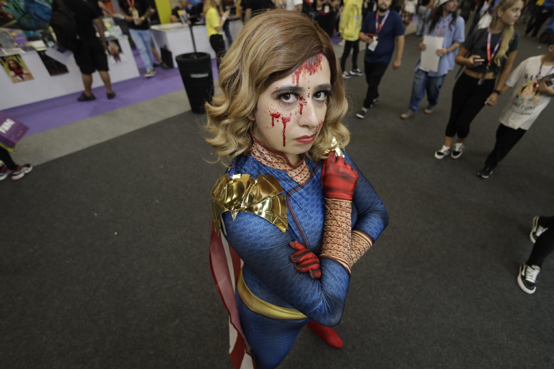 Cosplayers agitam a CCXP 2022 - Ricardo Matsukawa / UOL